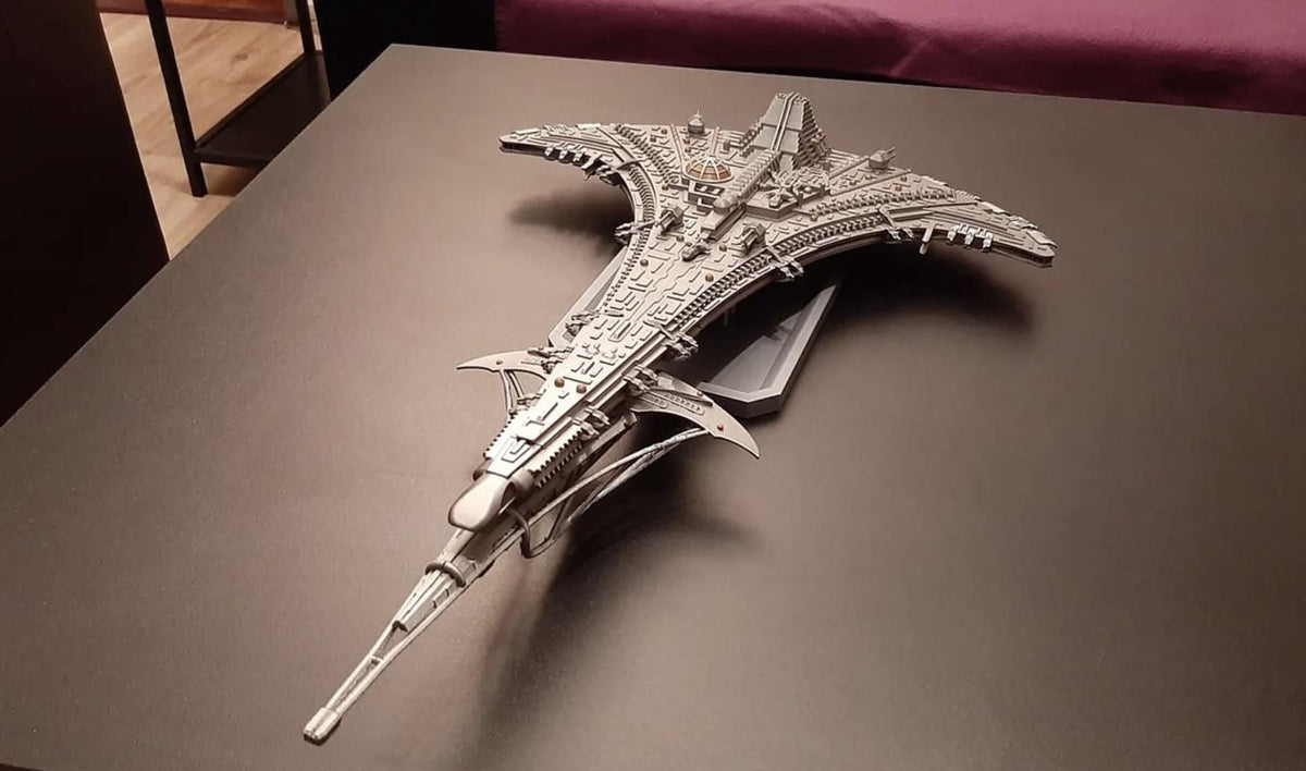 16-inch Destiny and Seed Ship - 3D Printable Replica - Fully colored and assembled